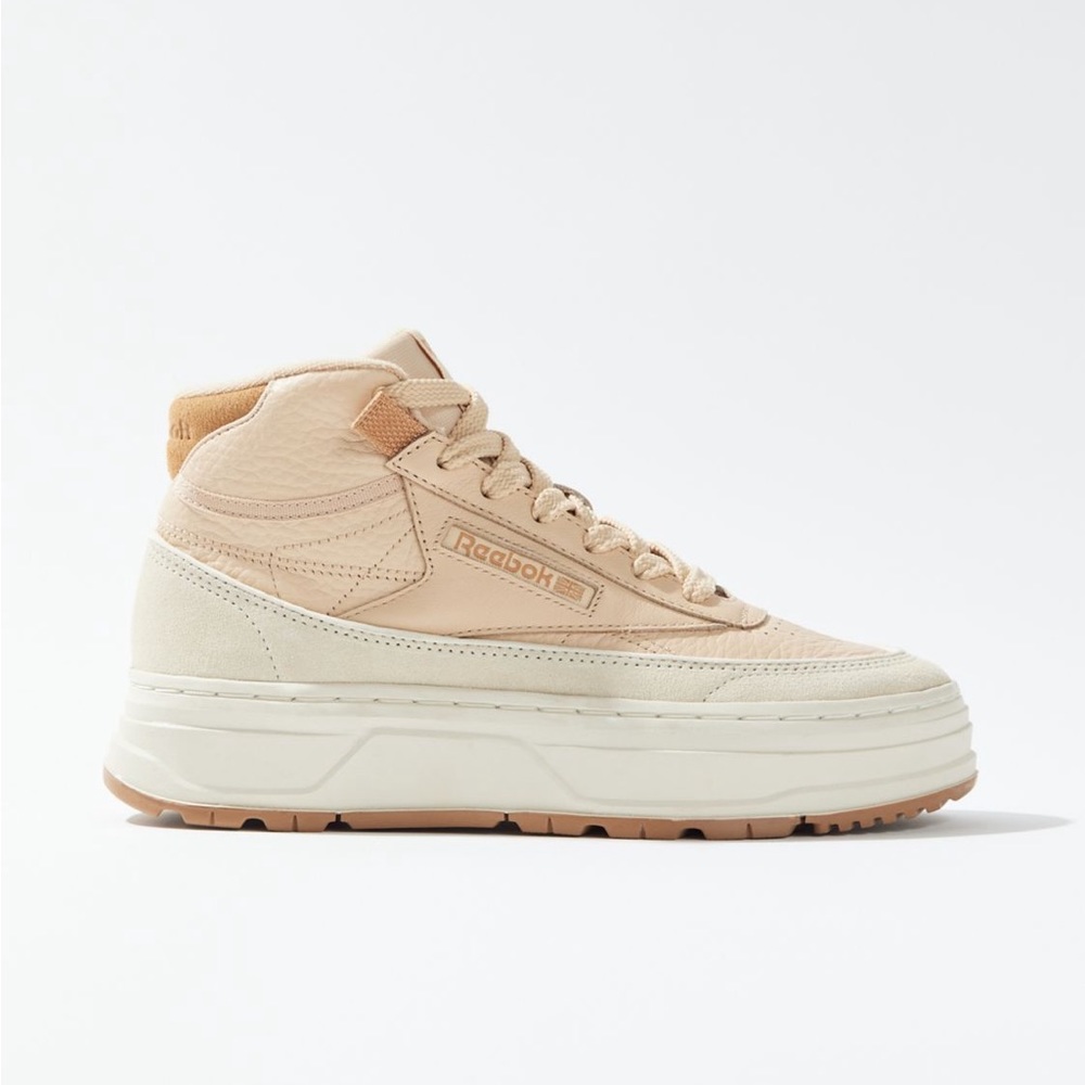 Reebok club c geo mid sneaker